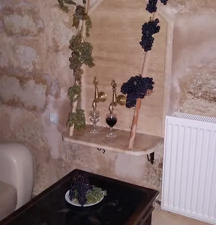 Alexander Cave House *