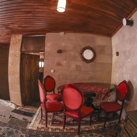Alexander Cave House Konukevi *