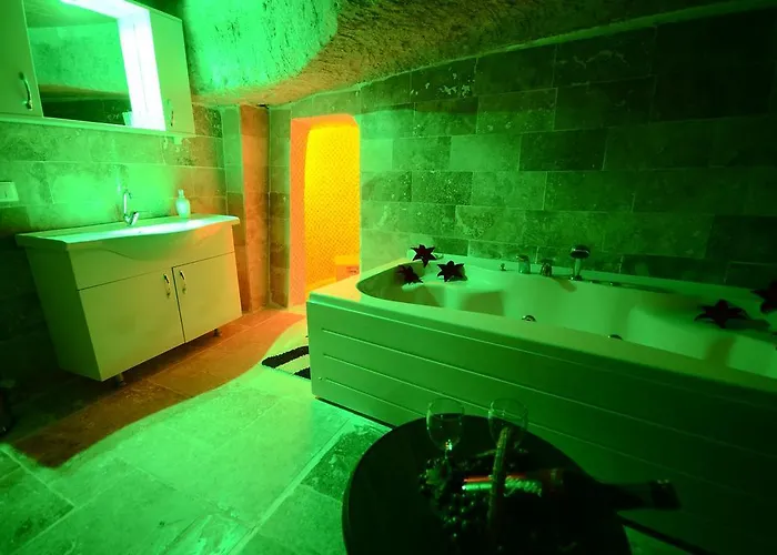 Alexander Cave House