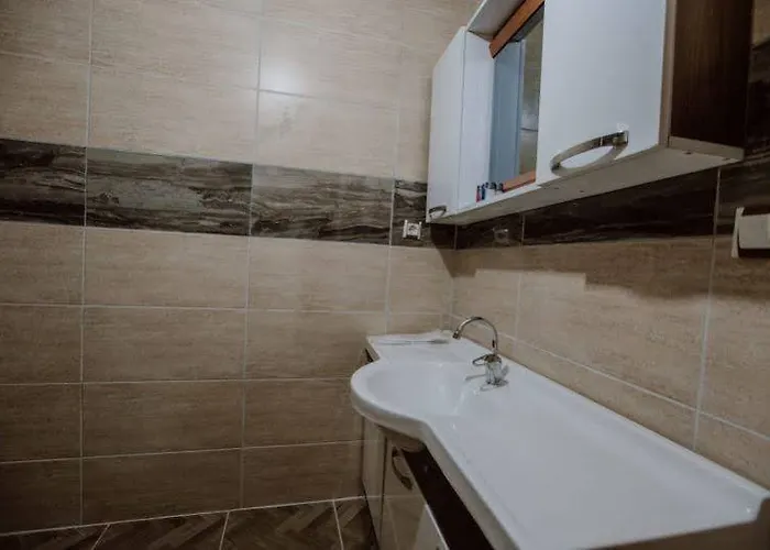 Alexander Cave House